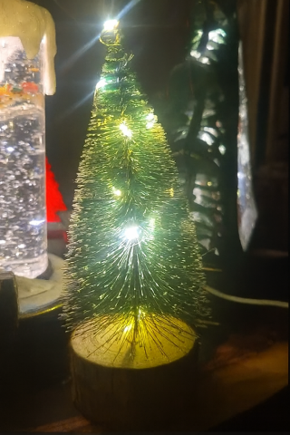 Masaüstü Işıklı Yılbaşı Çam Ağacı