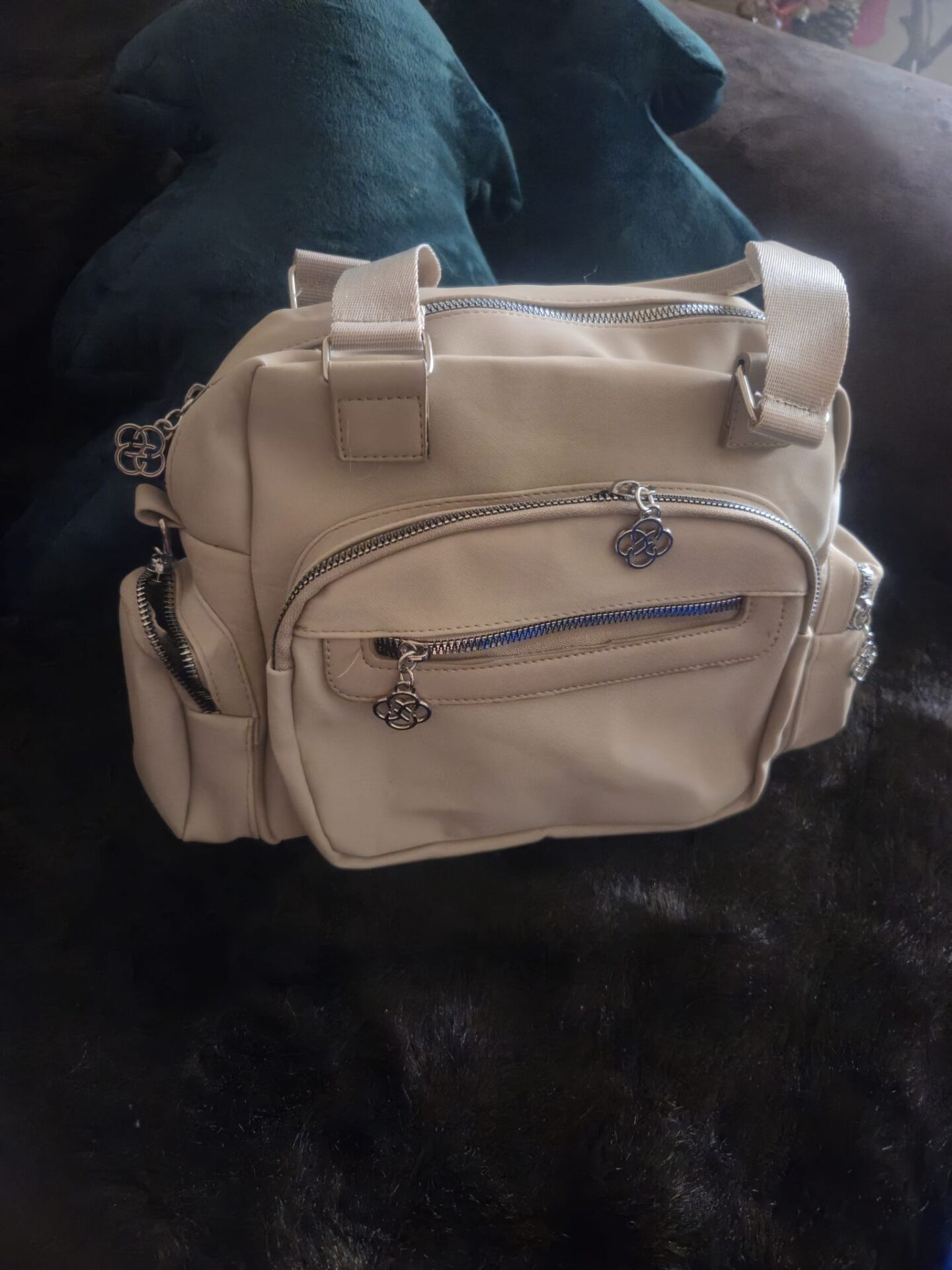 Ayarlanır Askılı 5 Bölmeli  İçi Astarlı El 0muz Çantası