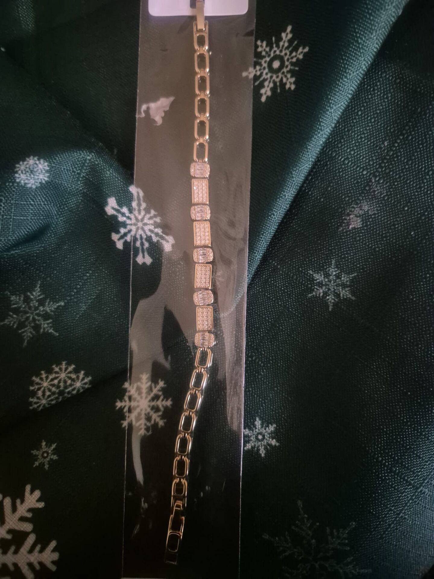 Xuping Karamaz Ortası Baget Taşlı Bileklik