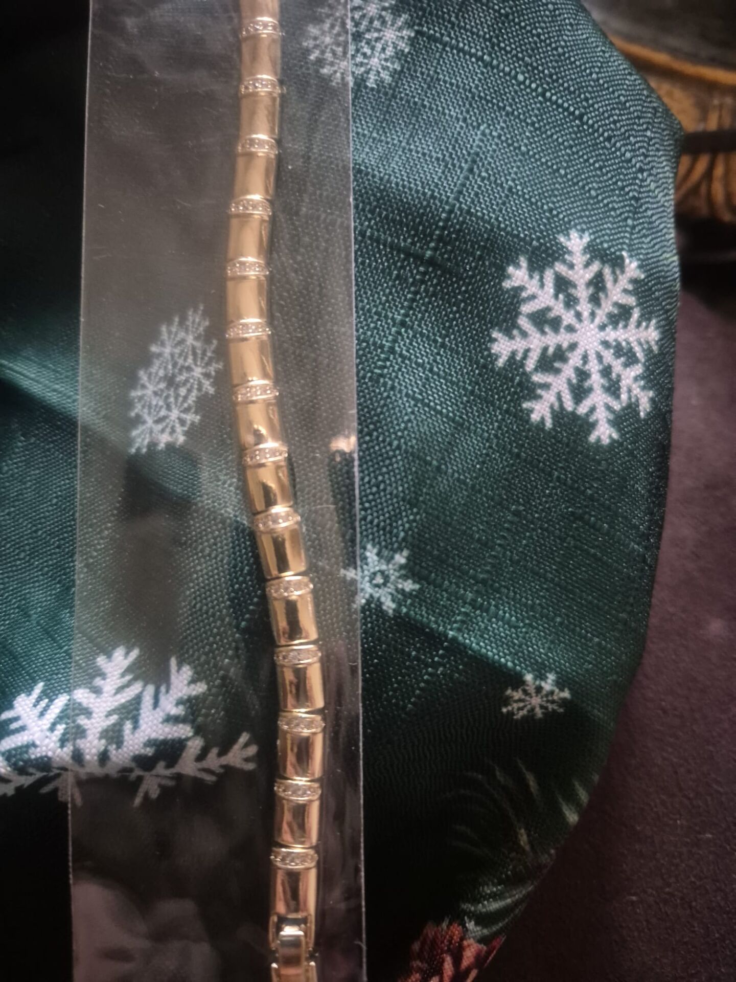 Xuping İnce Taşla Bağlı Künye Bileklik